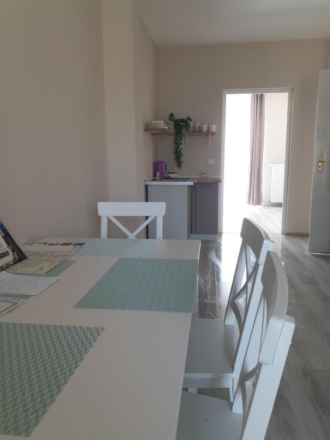 Chill House Apartman Eger Kültér fotó